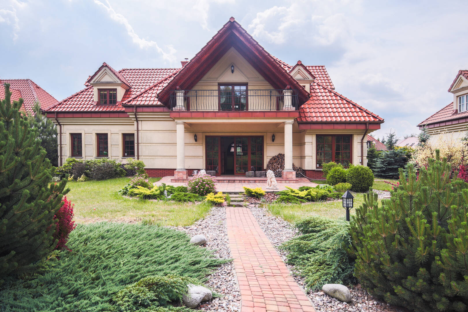 Barrows & Associates of Ocean Atlantic Sotheby's
